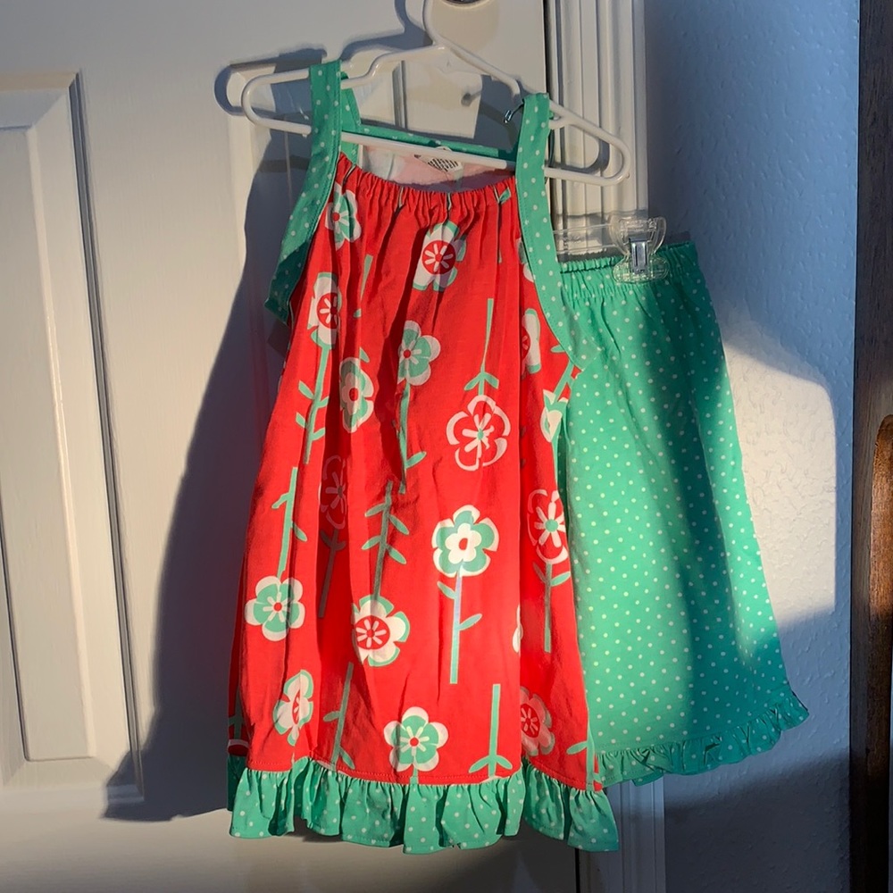 Flower polka-dot matching set!!